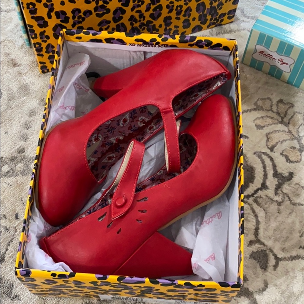 Bettie Page Retro Vintage Heels